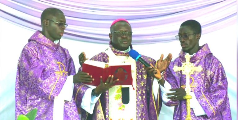 mgr-andre-gueye
