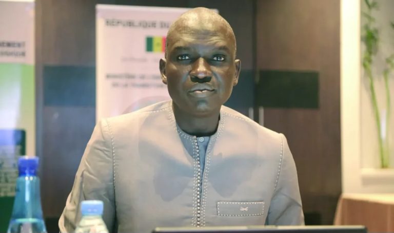 Pr-Aliou-Ndiaye-1200x800